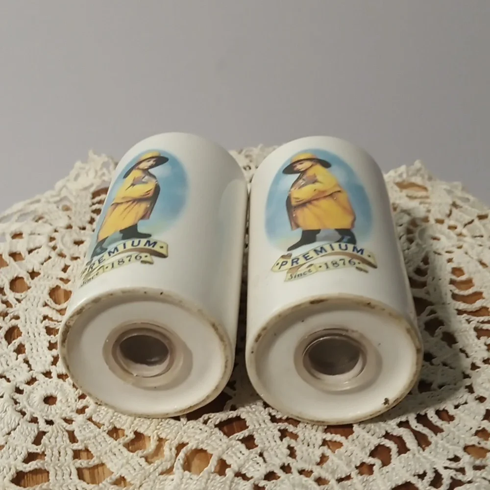 Salt & Pepper Shakers Vintage Ceramic Morton Premium Since 1876 Taiwan